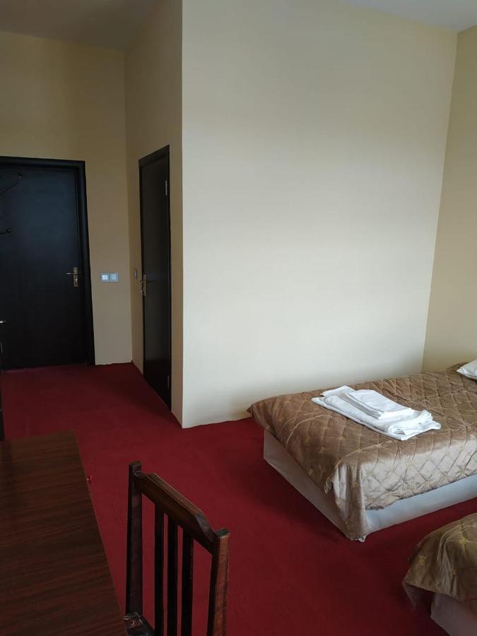 Hostel One Lankaran Bagian luar foto