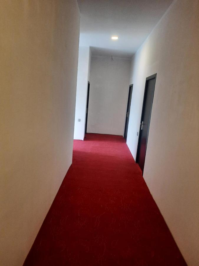 Hostel One Lankaran Bagian luar foto
