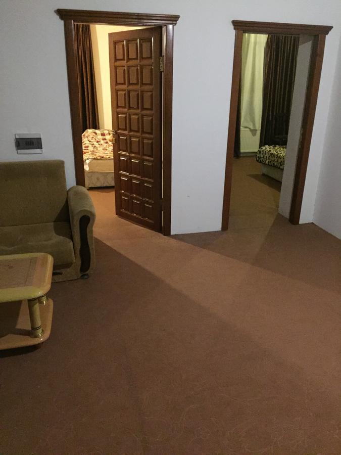 Hostel One Lankaran Bagian luar foto